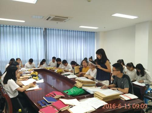 人文学院学生第三党支部“两学一做”学习图片